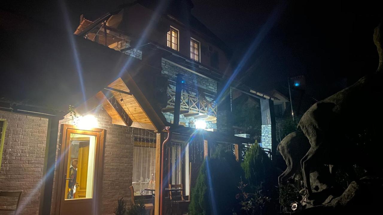 Guesthouse Grand Canyon Kamjanez-Podilskyj Exterior foto