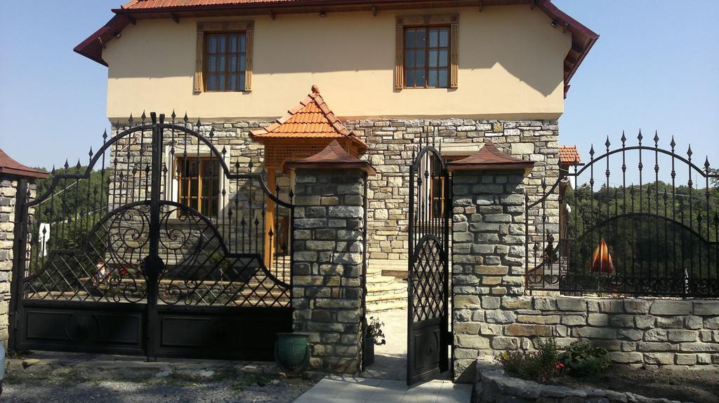 Guesthouse Grand Canyon Kamjanez-Podilskyj Exterior foto